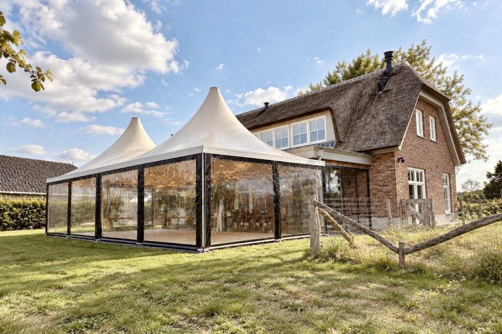 Pagode 10x5 aan huis
